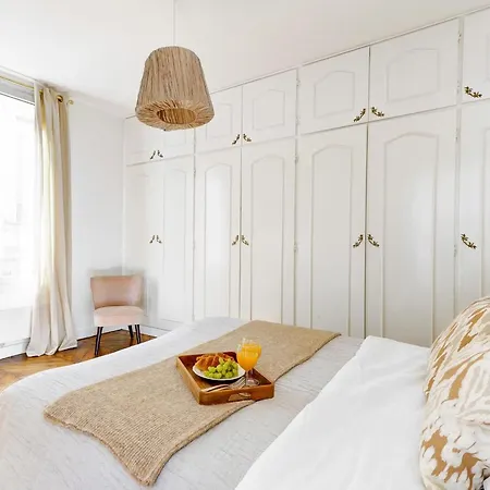 Bnbnova - 3br 2ba - Champs-elysees & Arc De Triomphe Apartman *