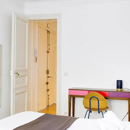 Bnbnova - 3br 2ba - Champs-elysees & Arc De Triomphe Apartman