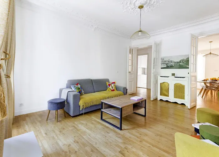 Bnbnova - 3br - Champs-elysees & Arc De Triomphe * Paris